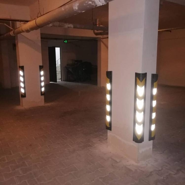 Kolon köşe koruyucu (Reflektifli)